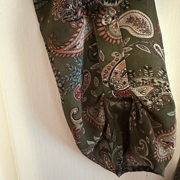 DR2 V-neck Button Down Paisley Blouse - Picture 3 of 4